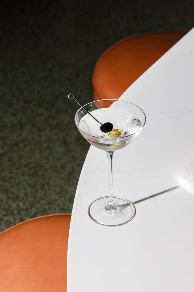 A table for your evening — illustrative product photography